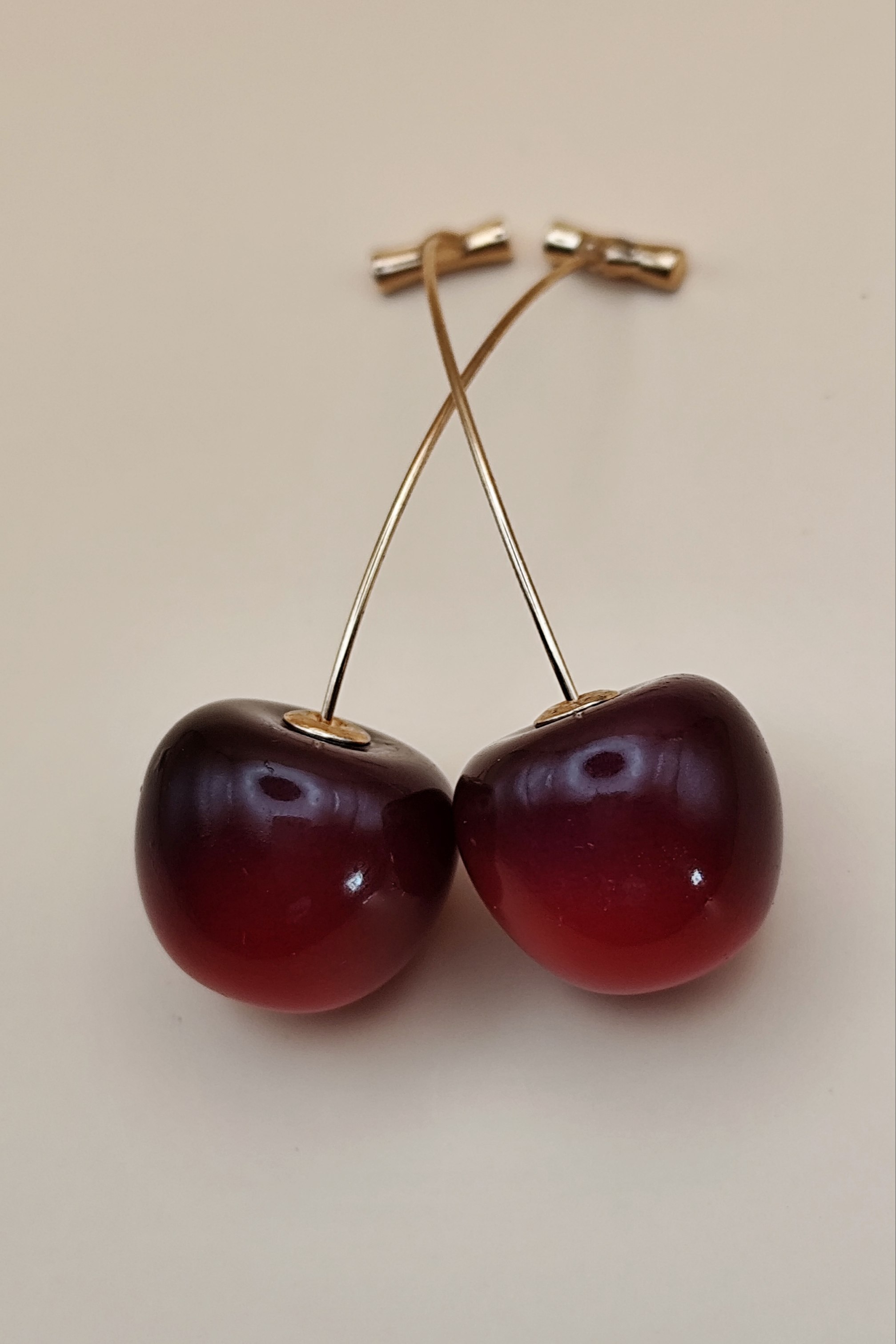 گوشواره گیلاسی ضد حساسیت